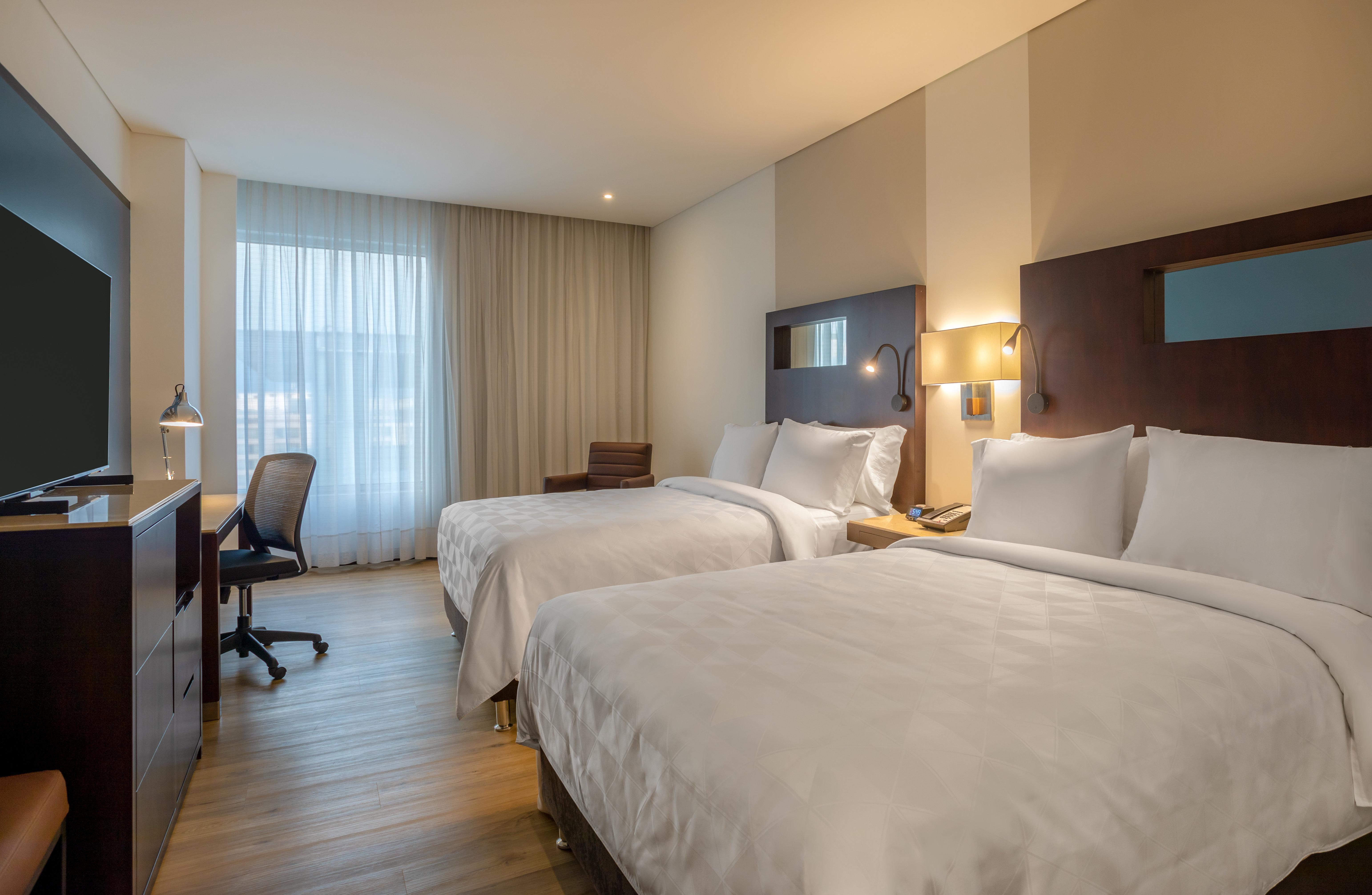 Holiday Inn Bogota Airport By Ihg Екстериор снимка