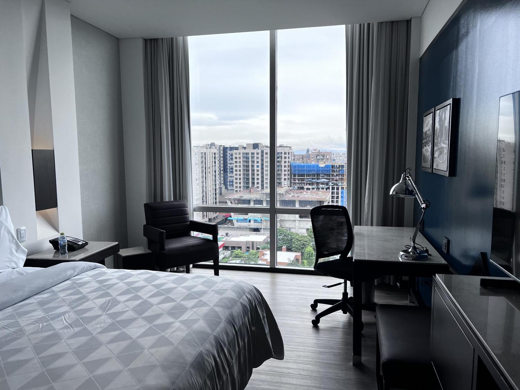 Holiday Inn Bogota Airport By Ihg Екстериор снимка