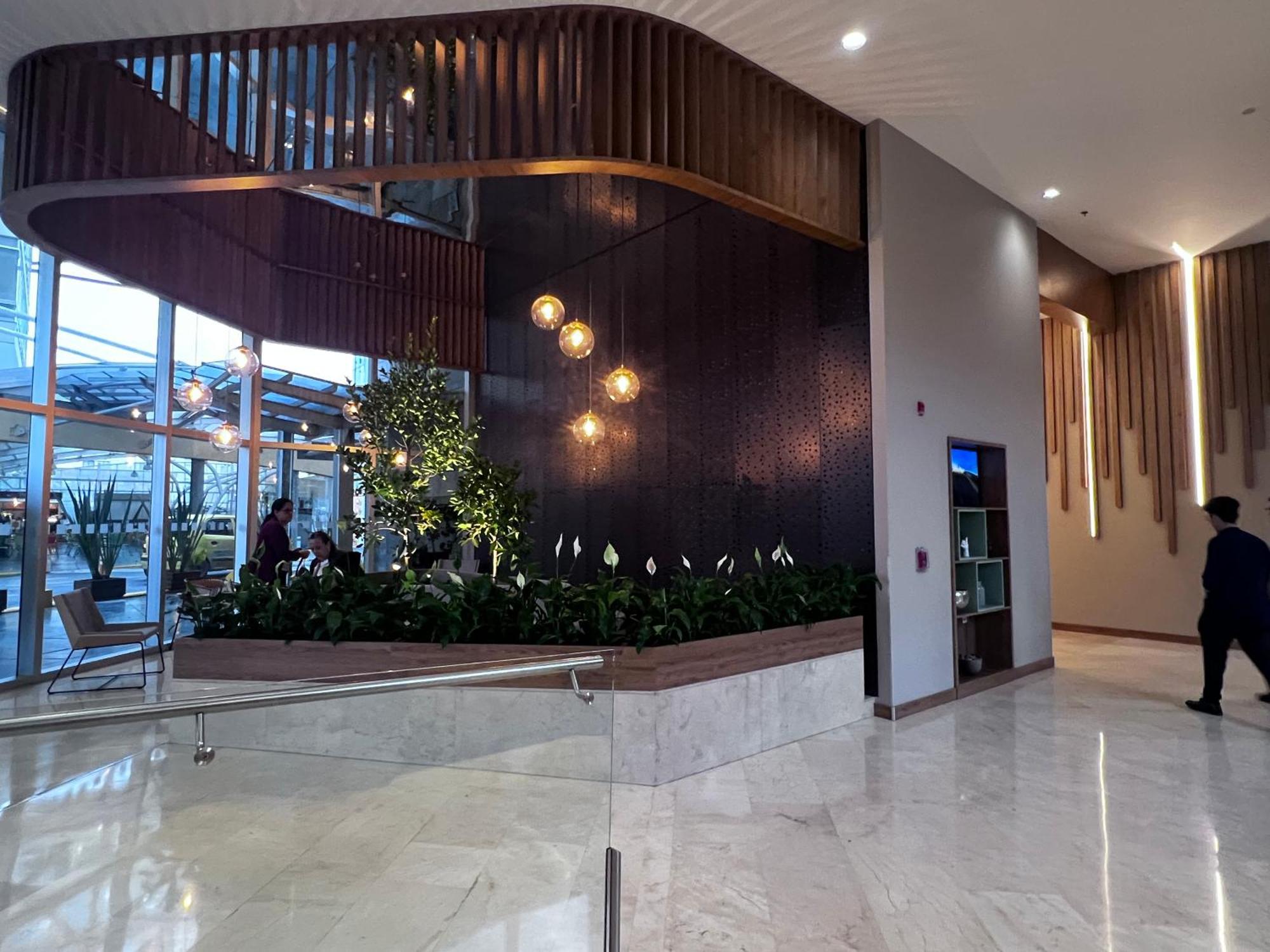 Holiday Inn Bogota Airport By Ihg Екстериор снимка