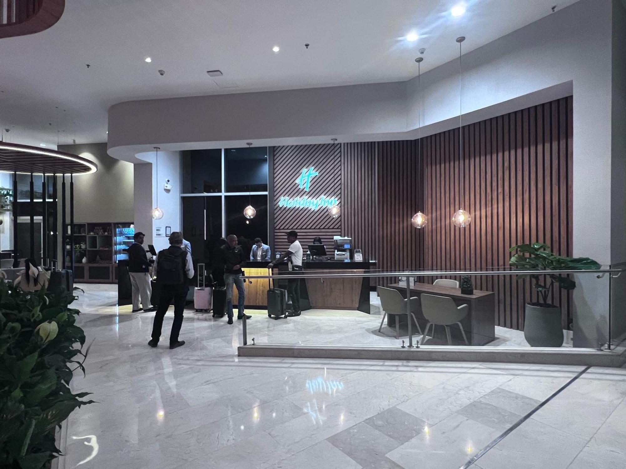 Holiday Inn Bogota Airport By Ihg Екстериор снимка