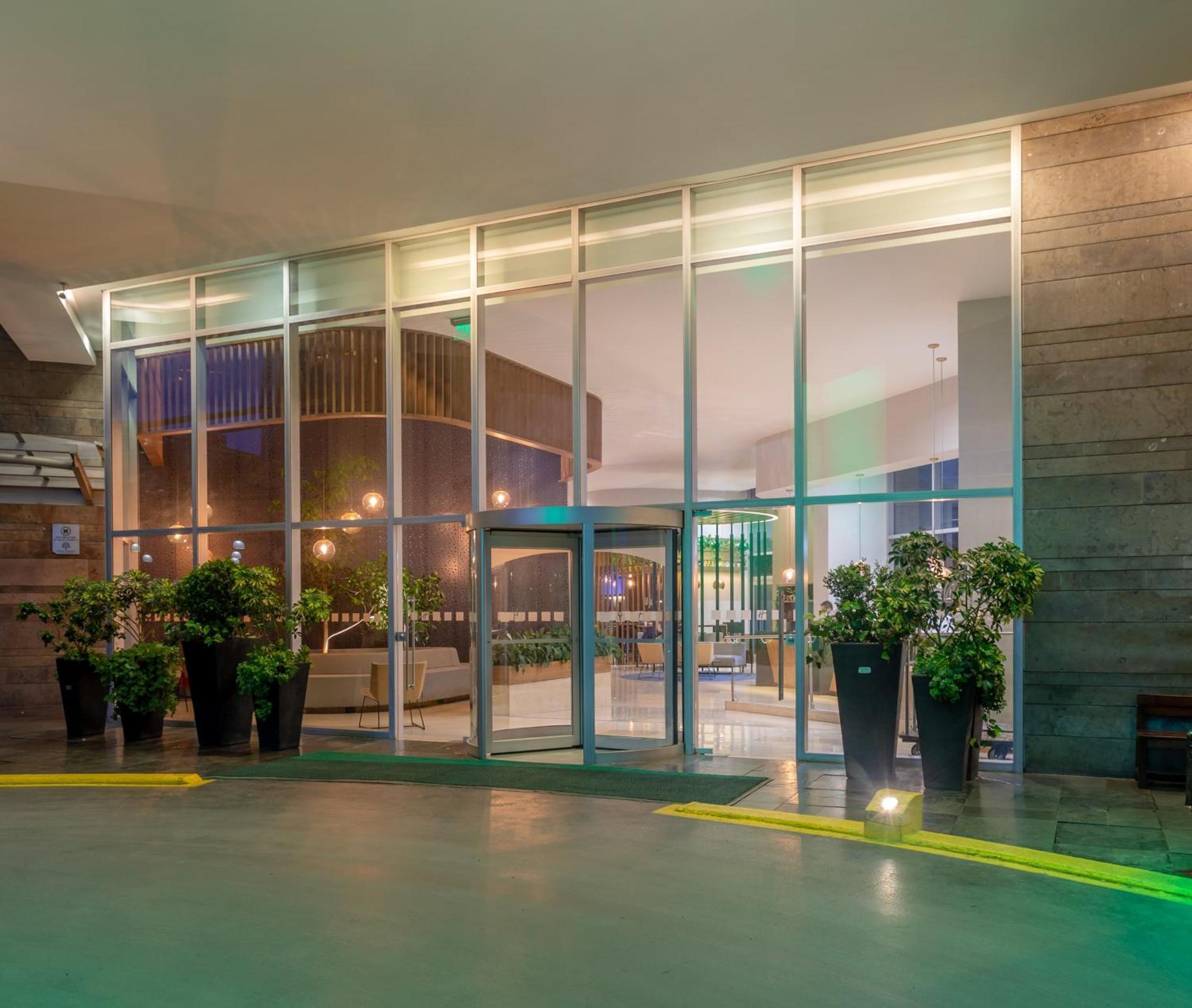 Holiday Inn Bogota Airport By Ihg Екстериор снимка